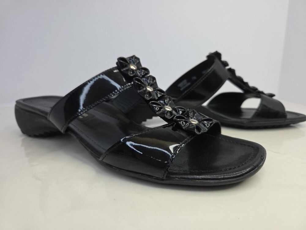 Paul Green Black Patent Leather Comfort Slide Strappy Flower Detail Sz 7.5 EUC